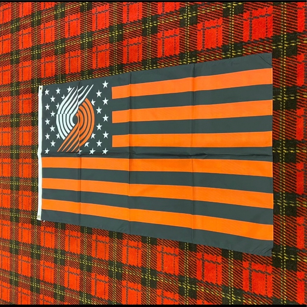 Brand new Portland Trail Blazers banner flag